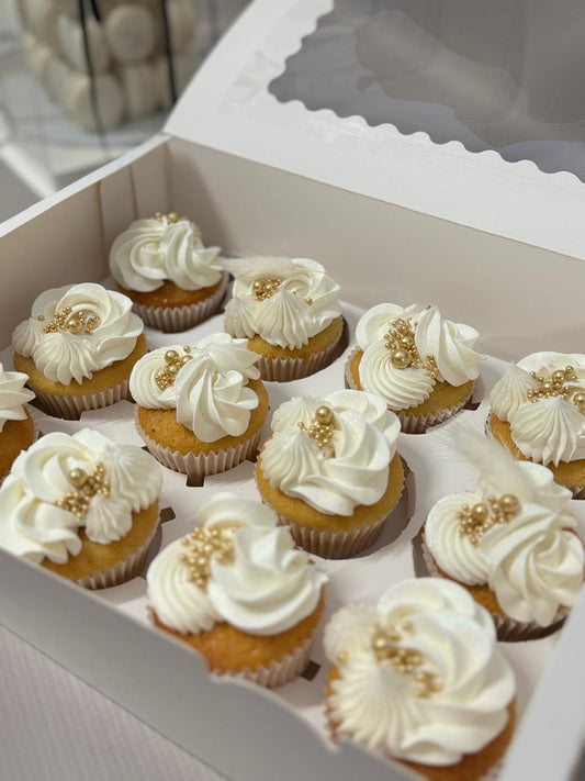 Simply white - Baked By Opy